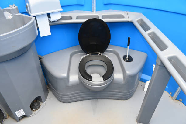 Portable Toilet Options We Offer in Euless, TX